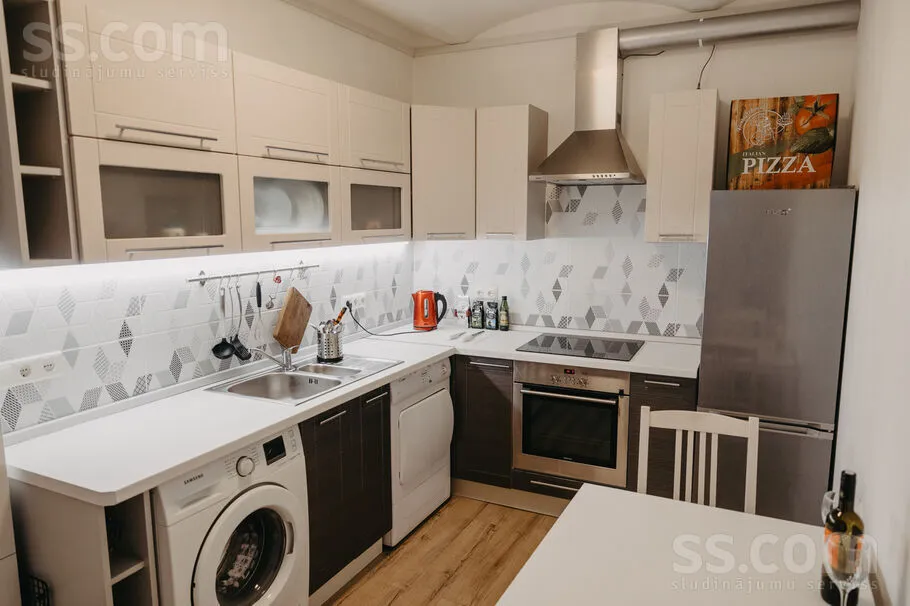 Cuisine - 1-Bedroom Apartment with Garden View in Riga Centre