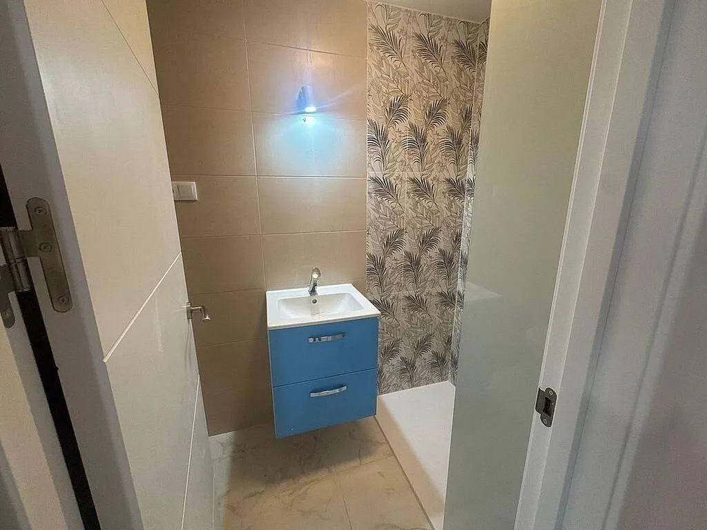 Vannitoad - Reformed Flat with Terrace in Torrevieja Centre