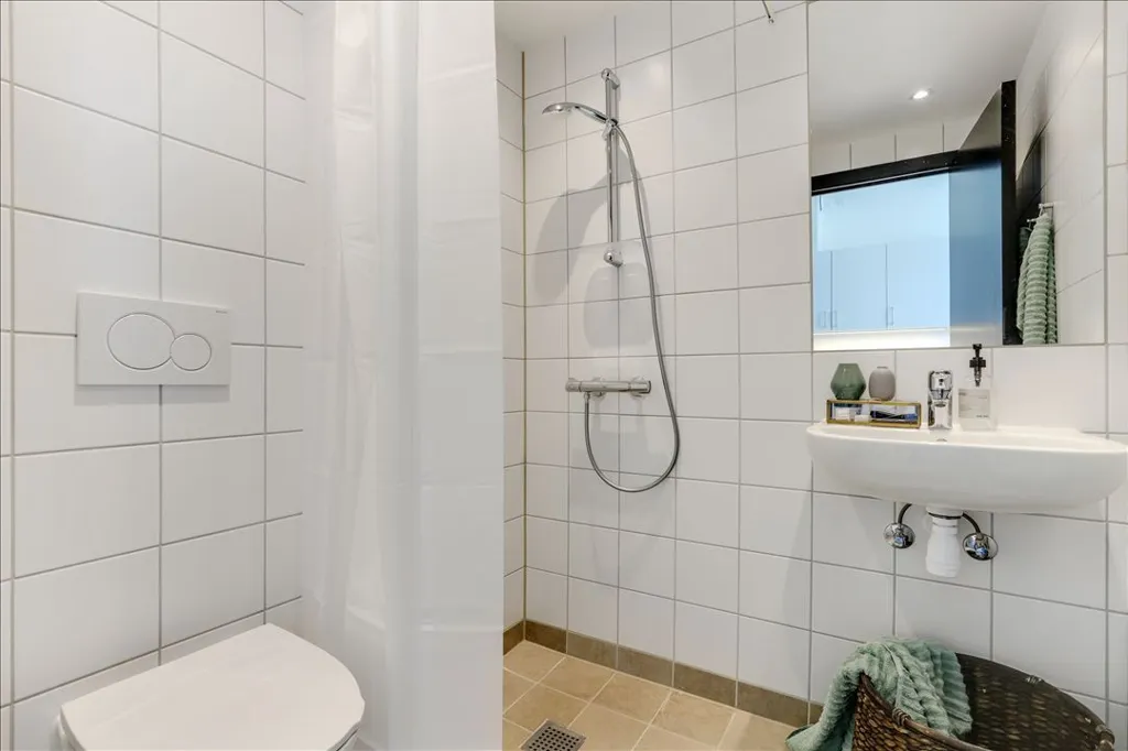 Vannitoad - 1-Bedroom Flat with Terrace in Valby