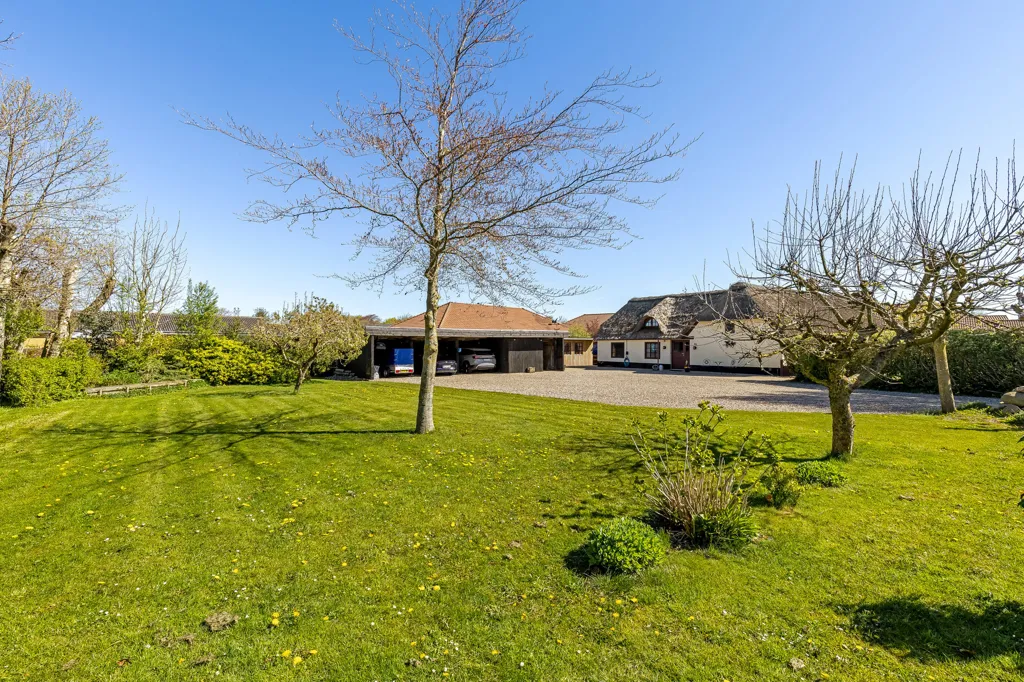 Jardin - Villa with Central Location in Skærbæk