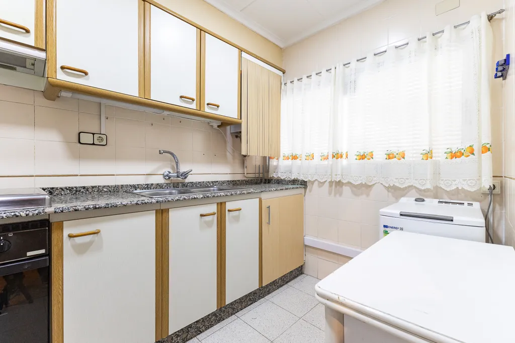 Cuisine - Bright Apartment with Lift in Alaquàs
