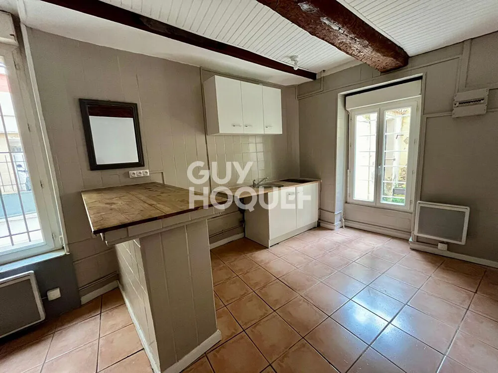 Cucina - City Centre Apartment with Balcony in Narbonne