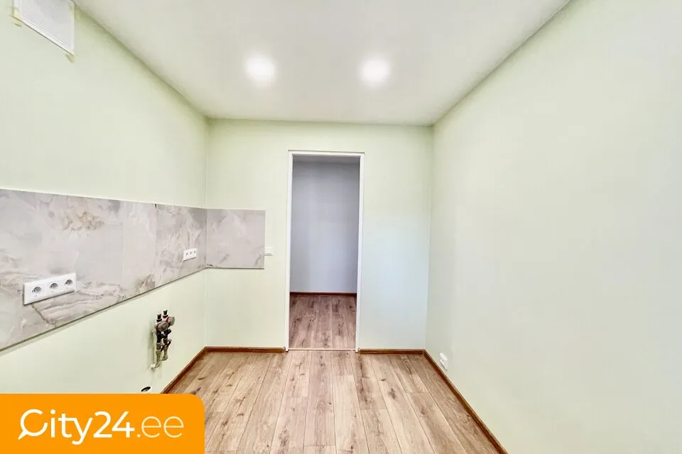 Hallway - Renovated Flat with Balcony in Narva