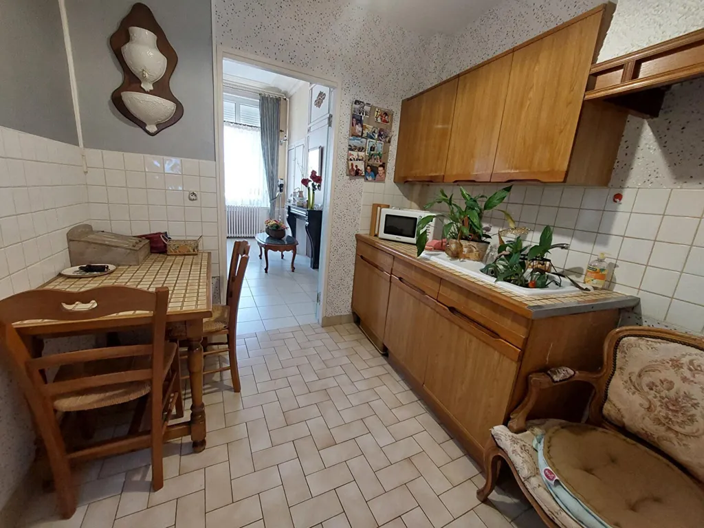 Söögituba - 3-Bedroom Apartment with Private Garage in Eu