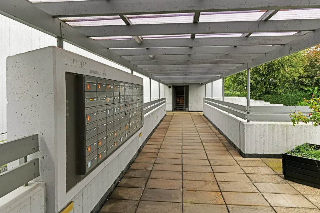 Entrée - Condo with South-Facing Balcony in Esbjerg