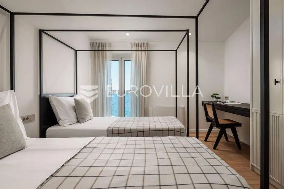 Chambres - Renovated Villa with Private Marina in Trogir