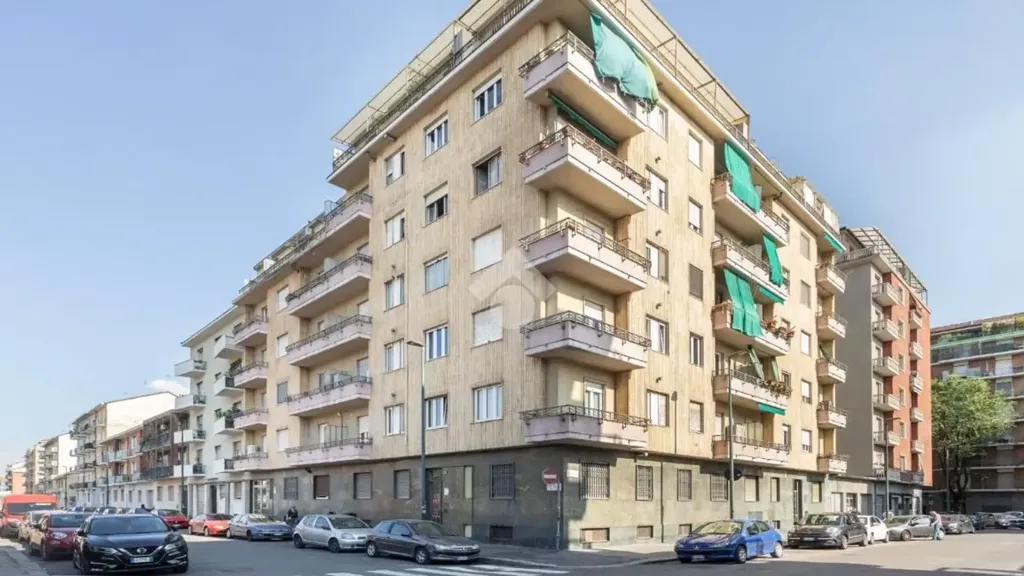 Extérieur - Modernised Apartment with Balcony in Turin