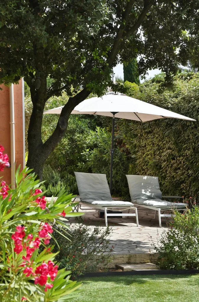 Aed - Villa with Pool near Uzès