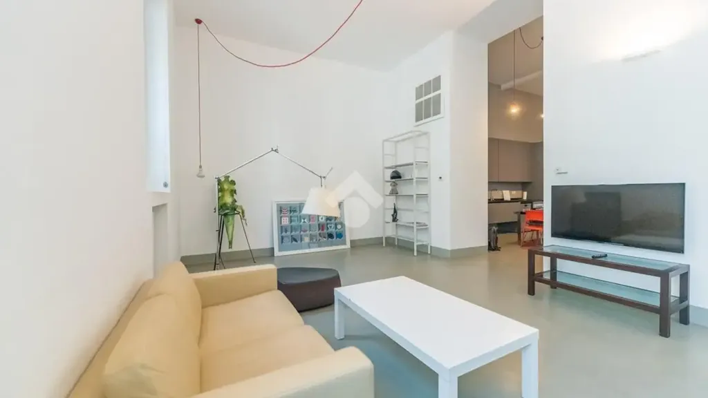 Séjour - Charm Loft with Streetfront Windows in Milan