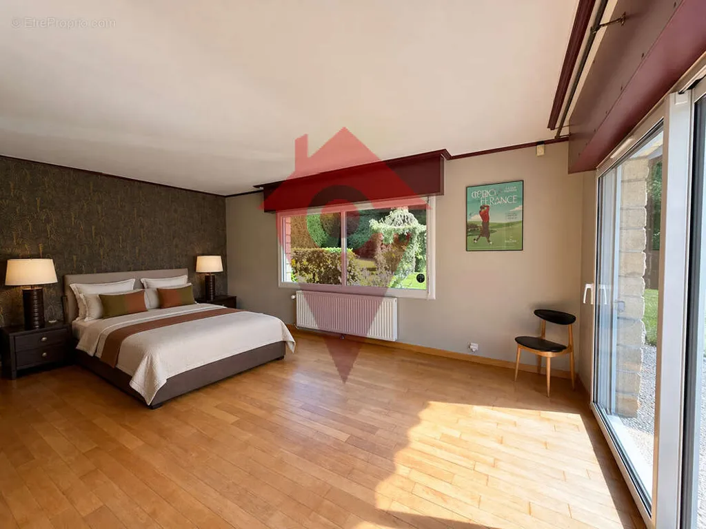 Bedrooms - Penthouse with Pool in Crespières