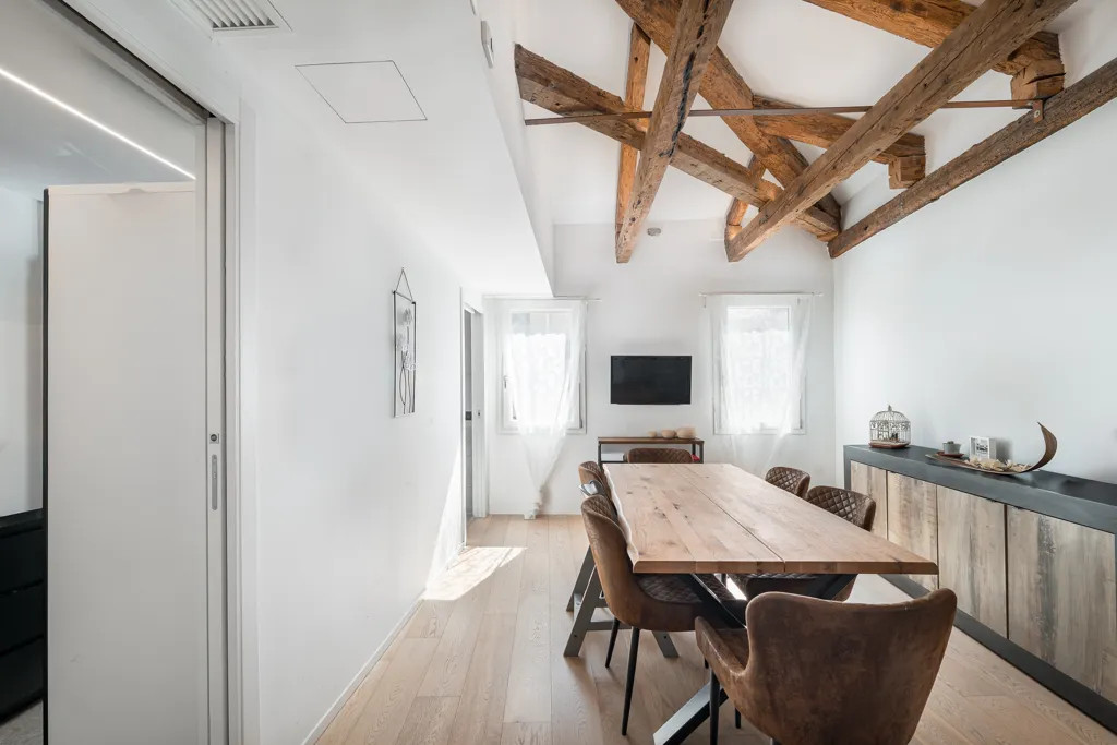Söögituba - Renovated Flat with Central Location in Venice