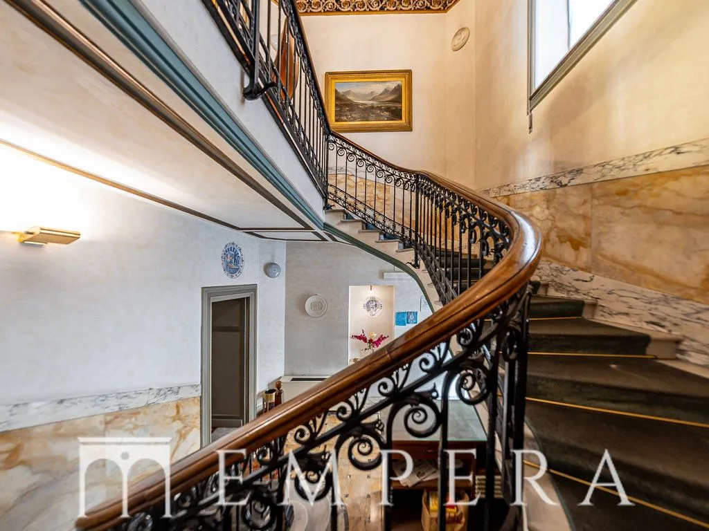 Pièces - Coppedè Style Townhouse in Central Rome
