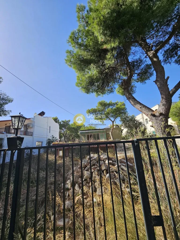 Jardin - Plot with Construction Rights in Thriamvos, Athens