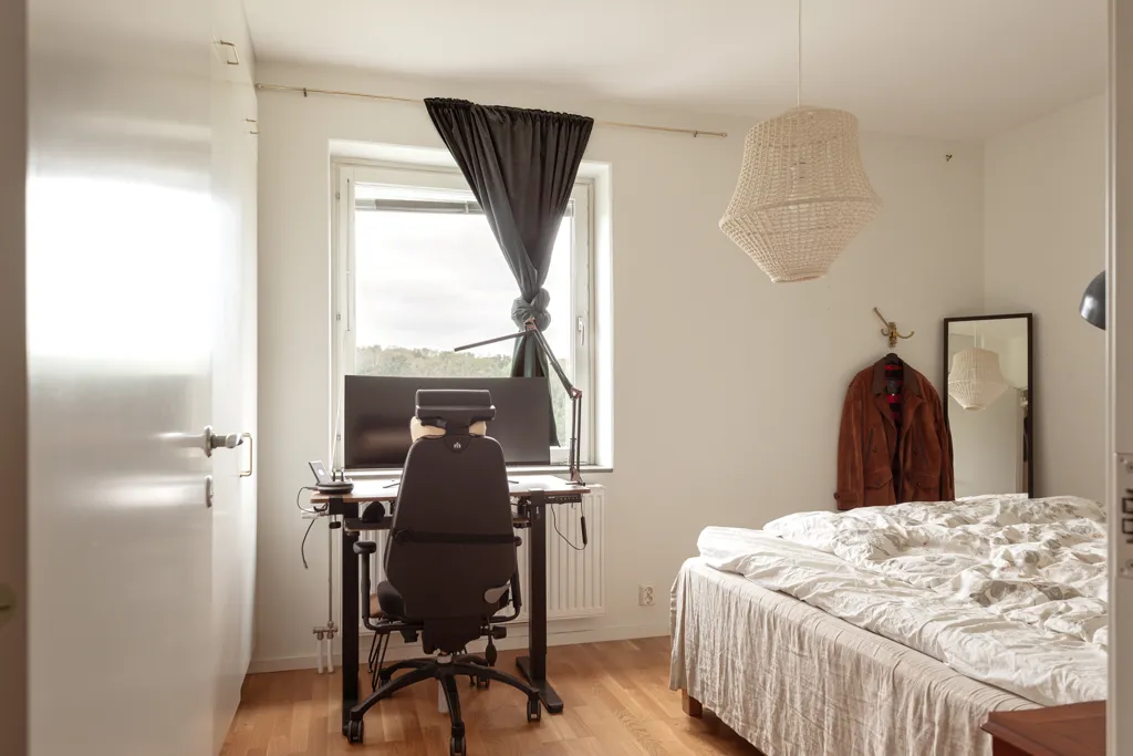 Magamistoad - Apartment with South-Facing Balcony in Eriksberg