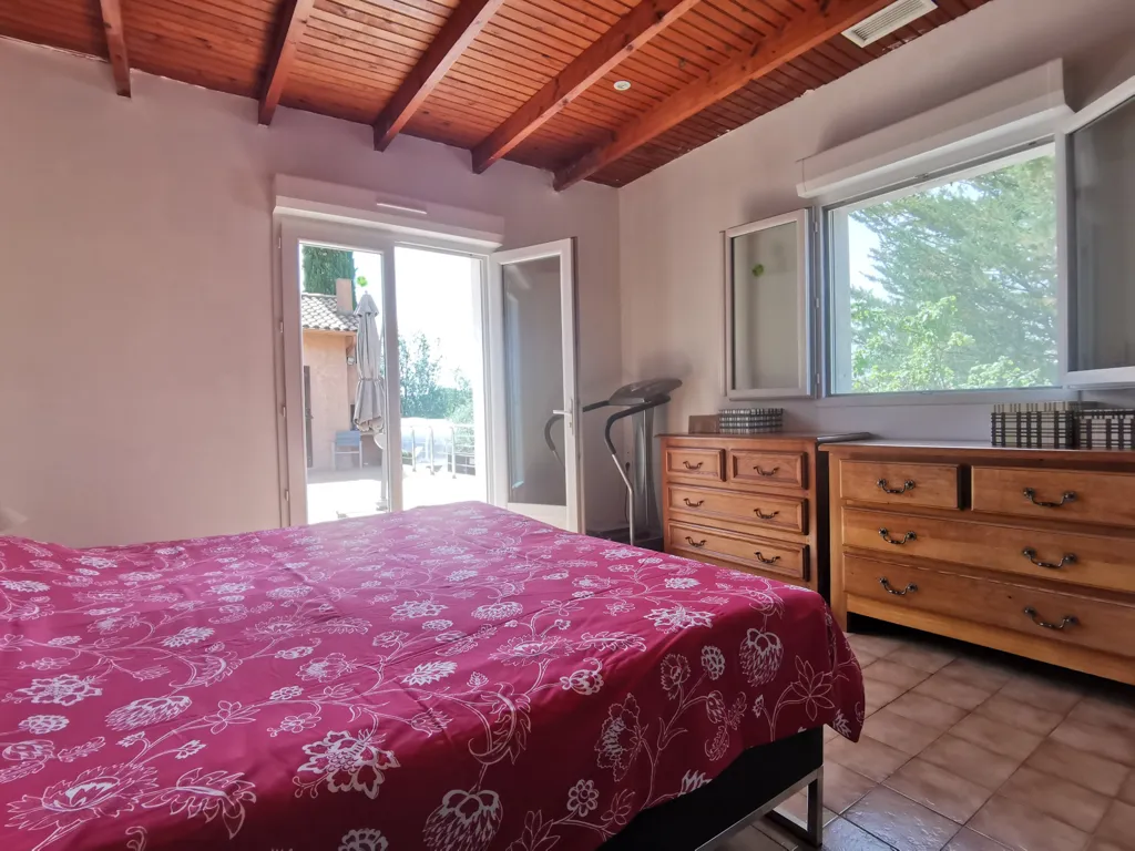 Chambres - Propriété avec 4 Gîtes et Piscine à Béziers