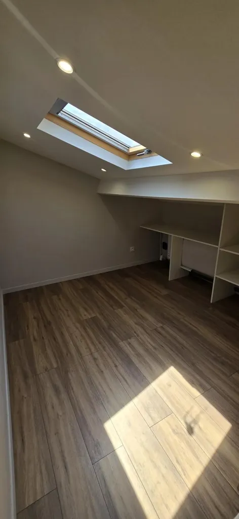 Pièces - Appartement 3 Pièces avec Balcon à Nice Est