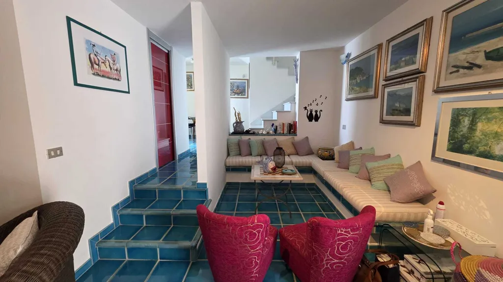 Séjour - Apartment with Terrace and Balcony in Scalea