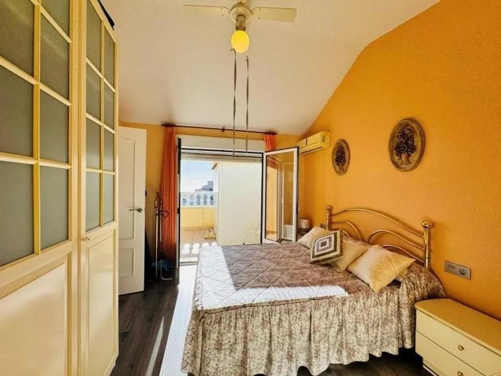 Magamistoad - Penthouse with Pool in Torrevieja