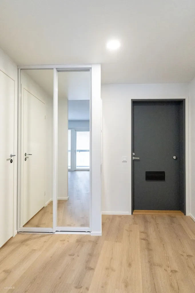 Esik - Modern Studio with Balcony in Turku