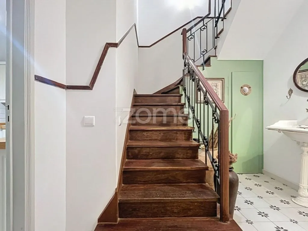 Toad - Luxury House with 8 Suites in Figueira da Foz