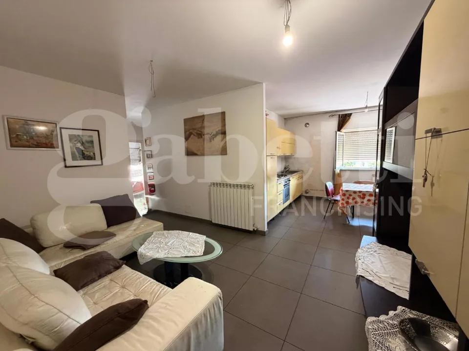 Elutuba - Modern Apartment with Balcony in Teramo
