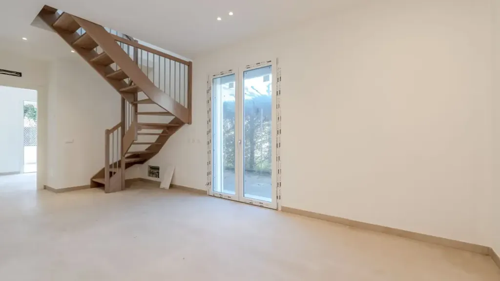 Elutuba - Rear-Facing Apartment with Private Garden in Cervia