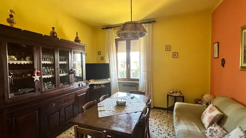 Salle à manger - Quadrilocale with Balcony in Campiglia Marittima