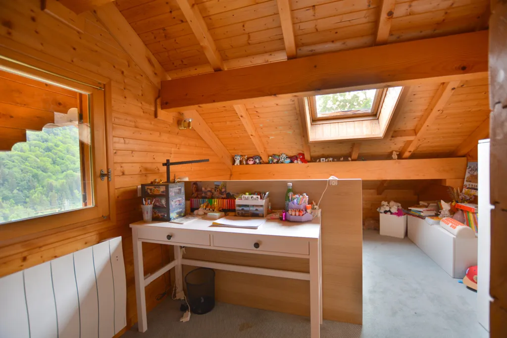 Pièces - Chalet en Madrier avec Vue Dominante à Bozel