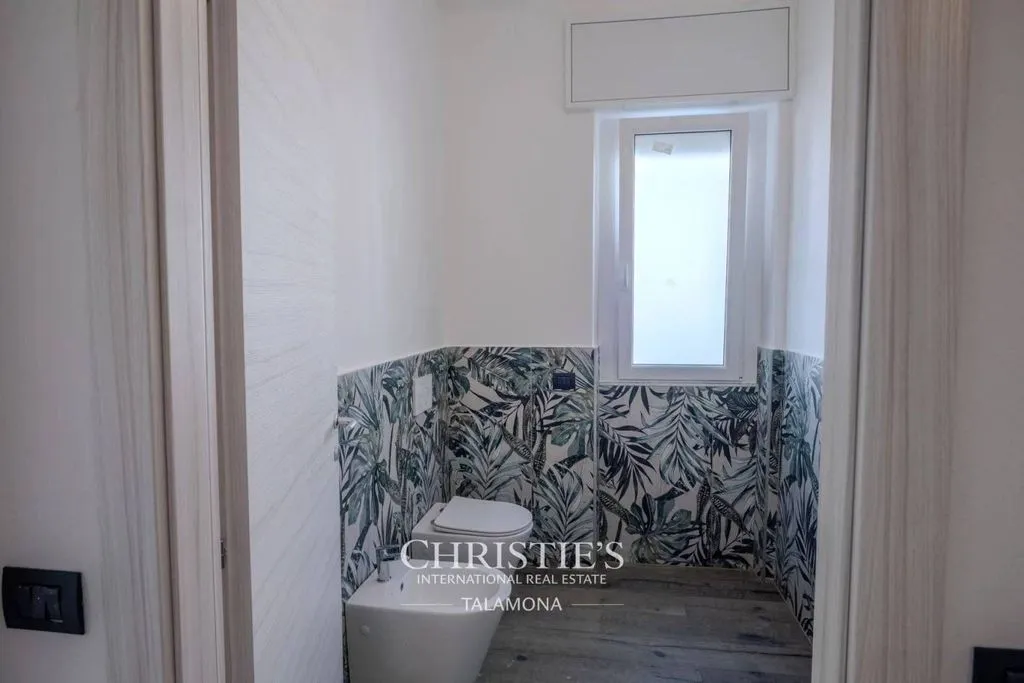 Vannitoad - Luxury Villa with Pool in Casbeno, Varese