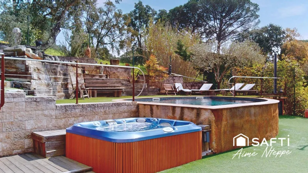 Piscine - Luxury Villa with Pool in Golf District, Girona