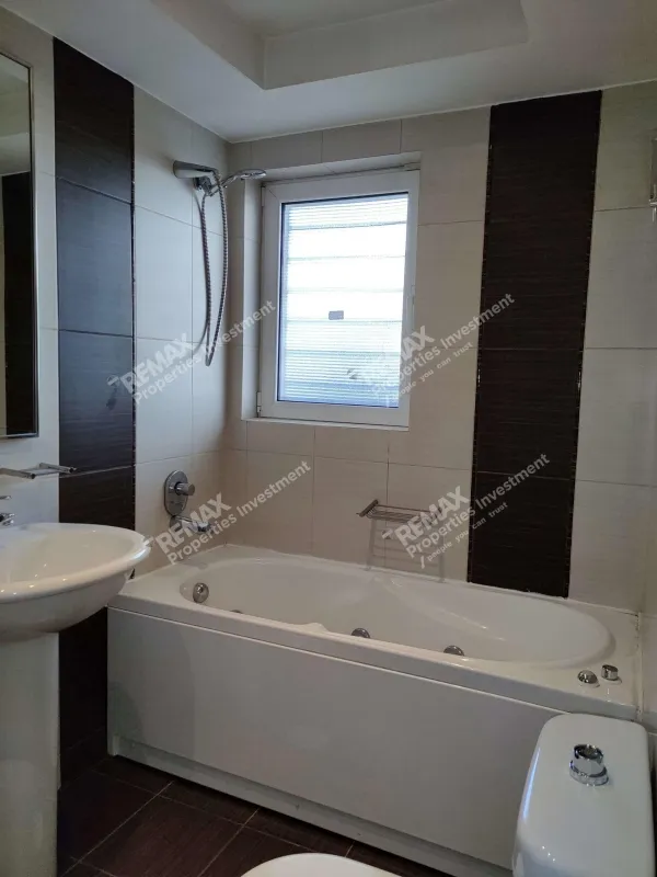 Vannitoad - Multi-Unit Building with Parking in Glyfada Centre