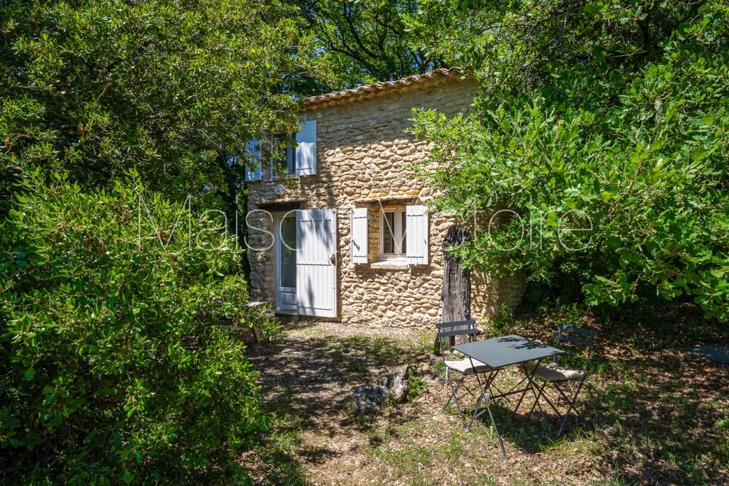 Extérieur - Ferme en pierre avec dépendances près de Gordes
