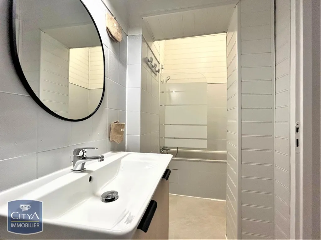 Salles de bain - Appartement avec Balcon au Centre de Libourne