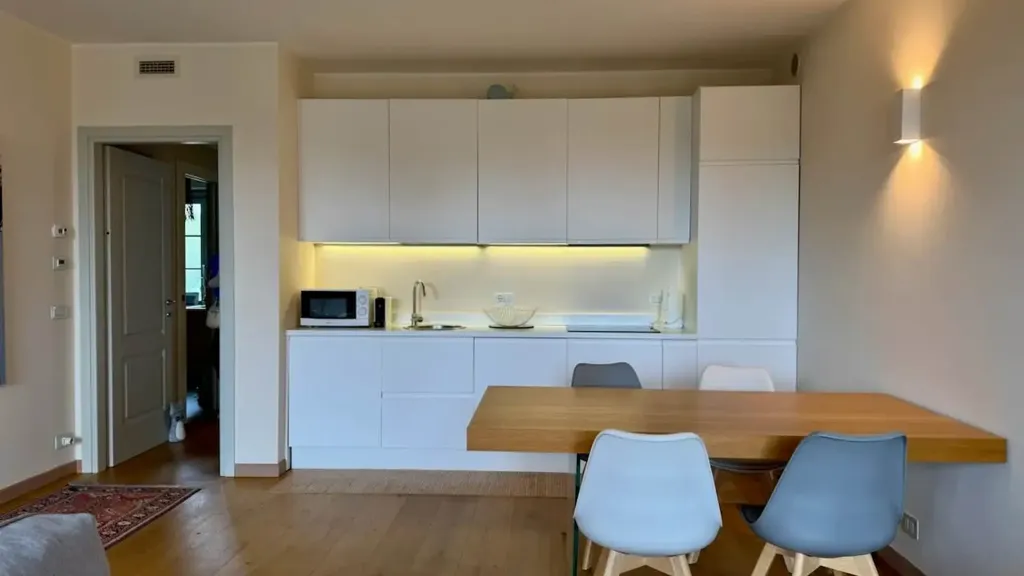 Söögituba - Contemporary Apartment with Golf Resort Access in Bogogno