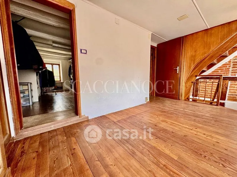 Pièces - Terraced House with Balcony in Valdilana