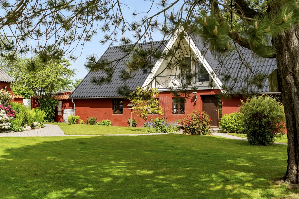 Jardin - Historic Villa with Garden in Brovst