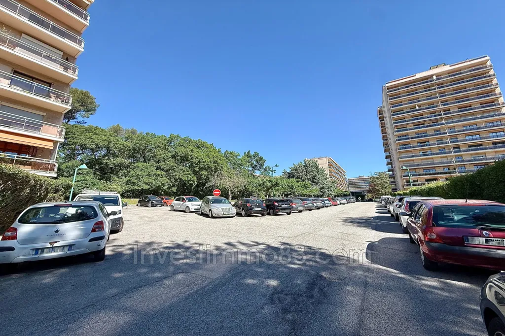 Extérieur - Appartement avec Terrasse et Vue Dégagée à Aix-en-Provence