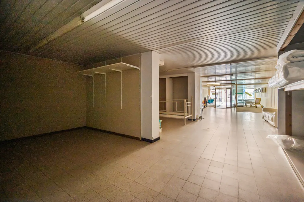 Garage - Local Commercial avec Logement à Herentals