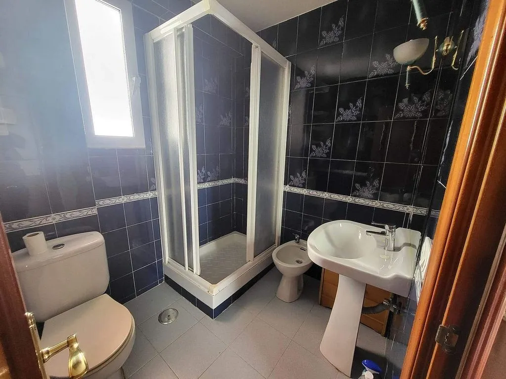 Salles de bain - Apartment with Terrace in Coslada Pueblo