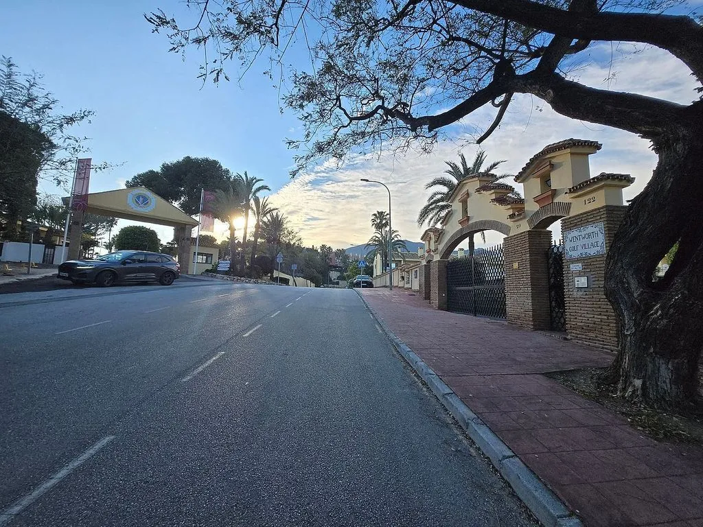 Semi-Detached House with Pool in Benalmádena
