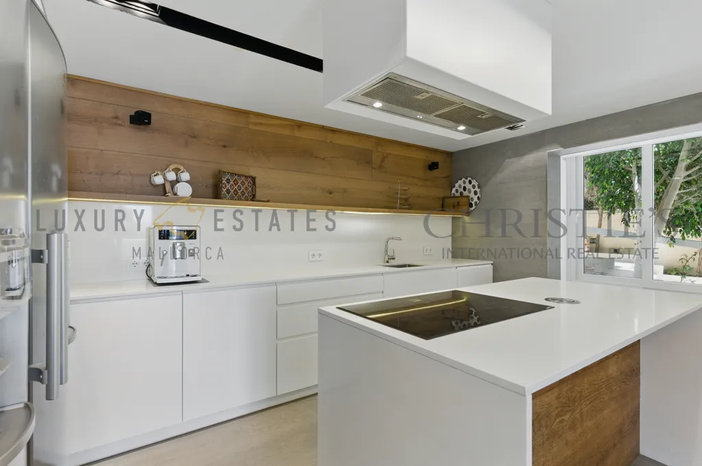 Cuisine - Apartment with Sea View in Cas Català