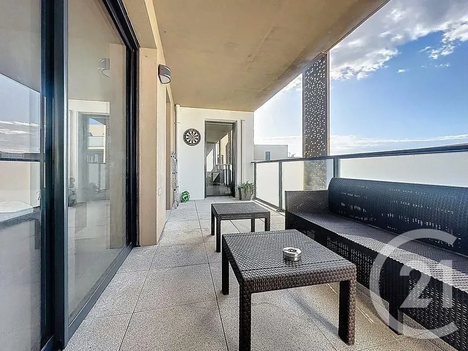 Balcon - Appartement 3 Pièces avec Loggia à Ovalie