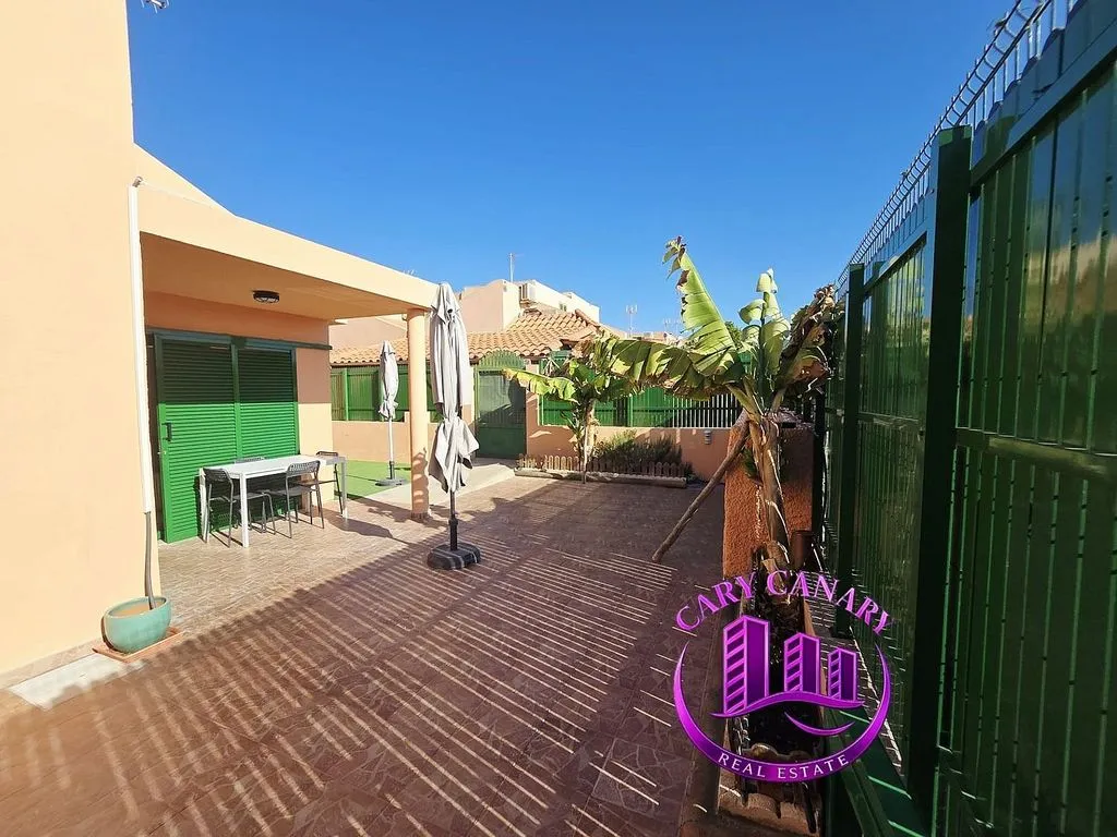 Terrass - Terraced House with Pool in Sonnenland