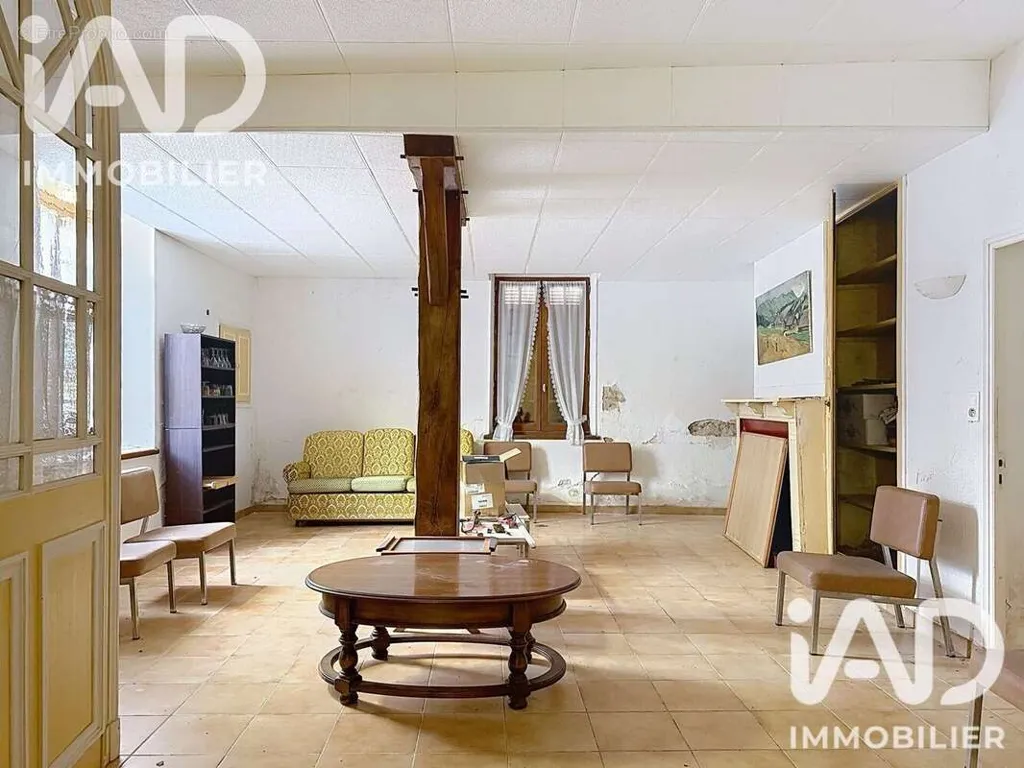 Elutuba - Townhouse with Parking in Chene-Arnoult