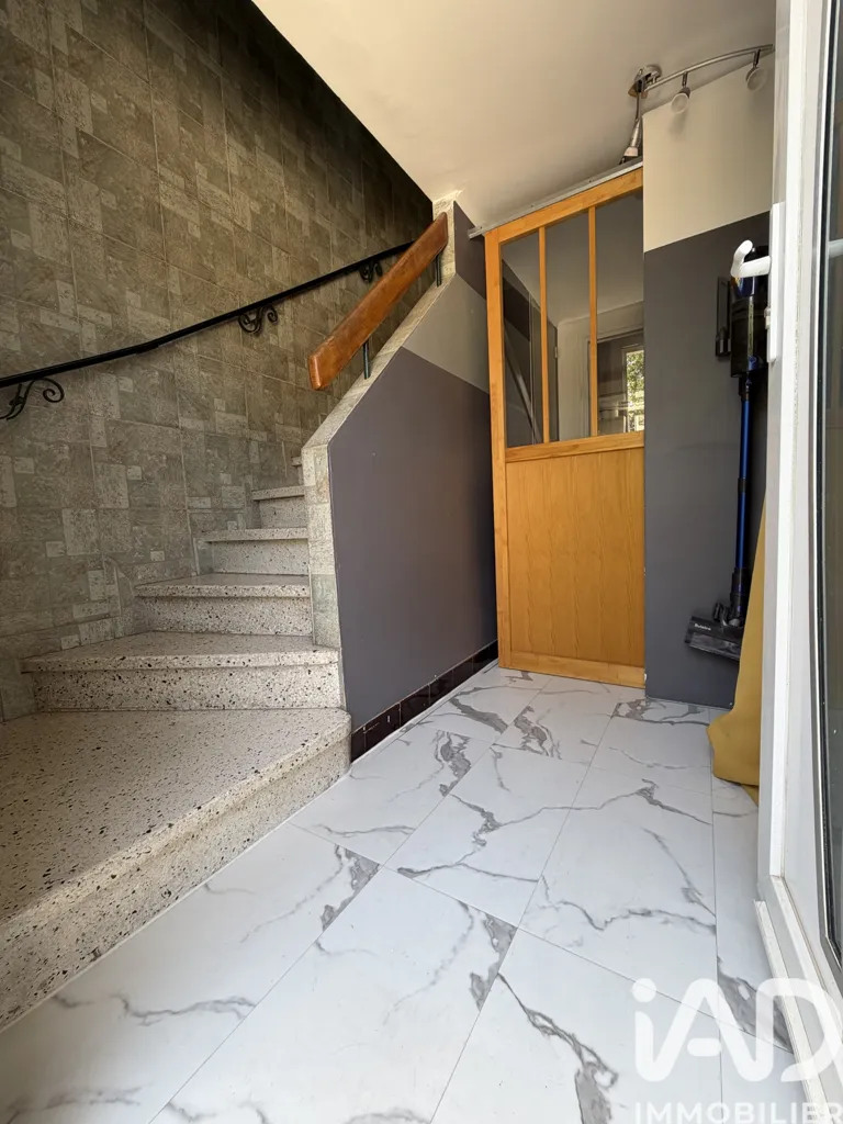 Esik - Family House with Pool in Le Soler