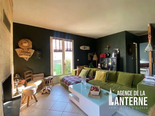 Séjour - Maison avec Terrasse Sud-Est à Dolus-d'Oléron