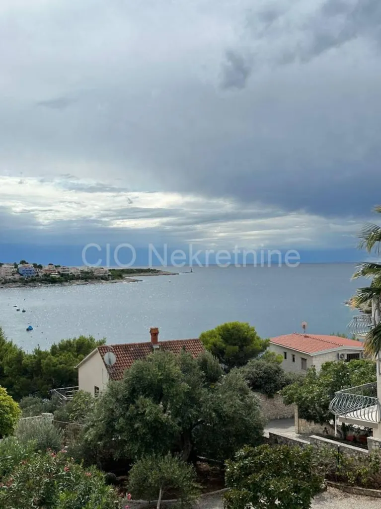 Terrasse - Apartment House with Sea View in Ražanj