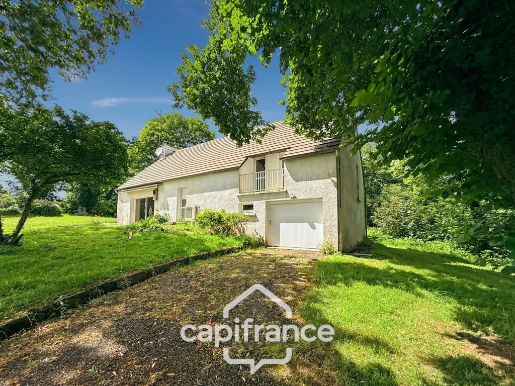 Extérieur - Maison Familiale avec Grand Terrain Arboré à Guern