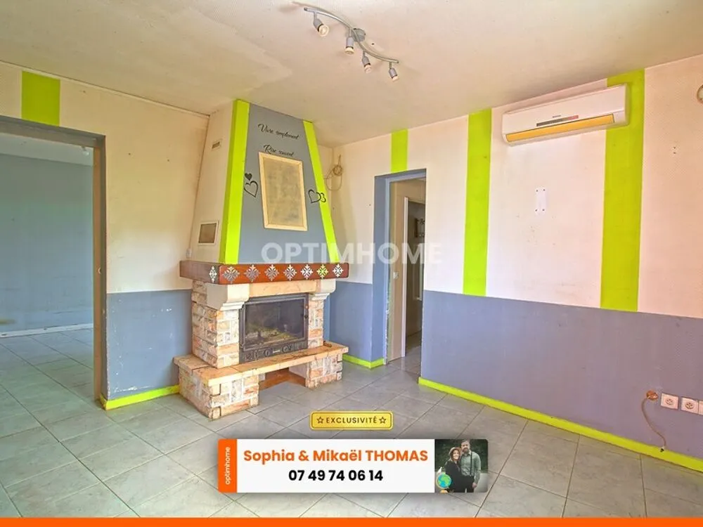Soggiorno - Renovatable House with Garden in Chaussin