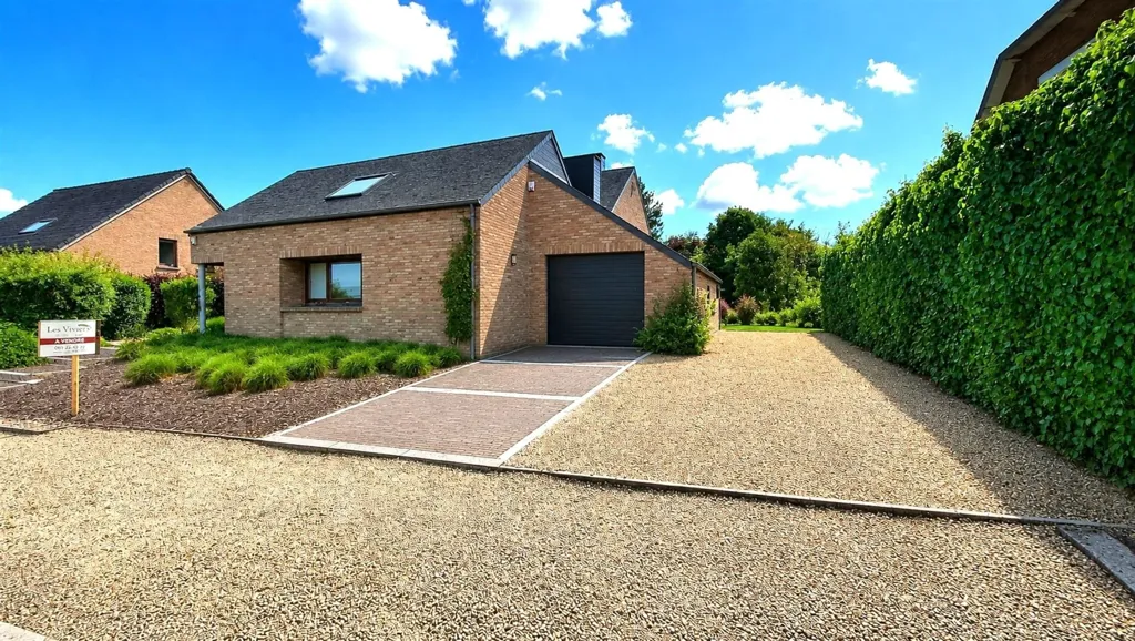 Extérieur - Villa avec Espace Professionnel à Haillot